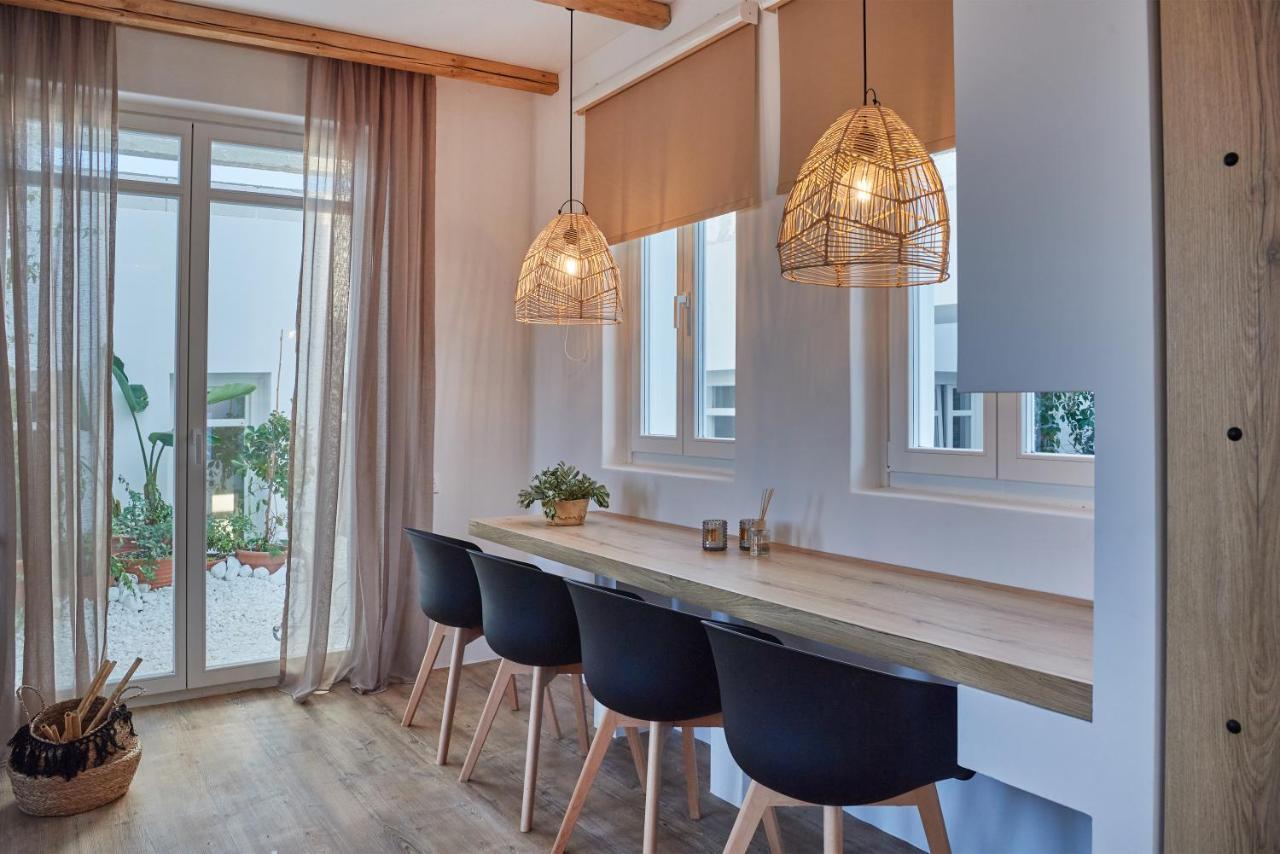 Casa Mardiva Terra Lägenhet Páros Exteriör bild
