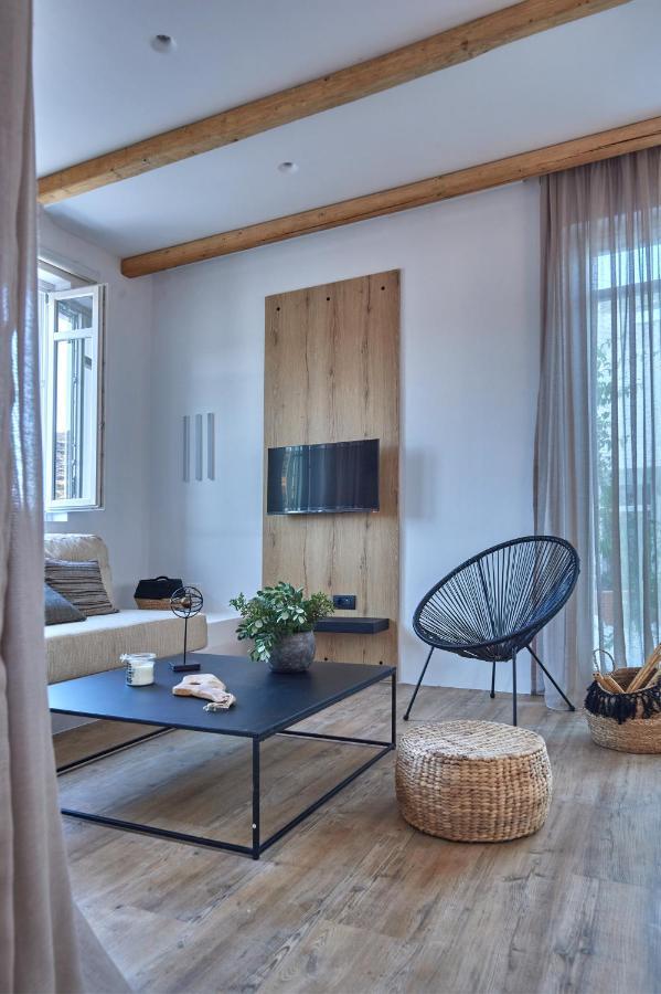Casa Mardiva Terra Lägenhet Páros Exteriör bild